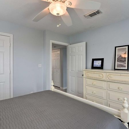Oceanfront Galveston Home - Walk To Beach! Zewnętrze zdjęcie