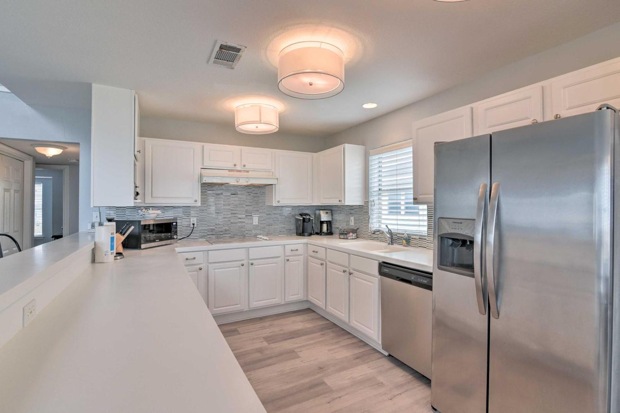 Oceanfront Galveston Home - Walk To Beach! Zewnętrze zdjęcie