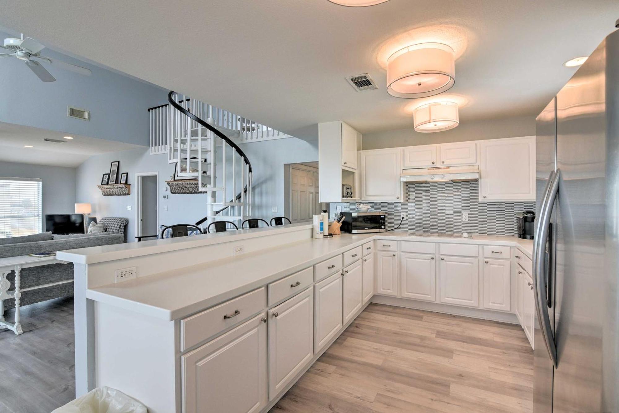 Oceanfront Galveston Home - Walk To Beach! Zewnętrze zdjęcie